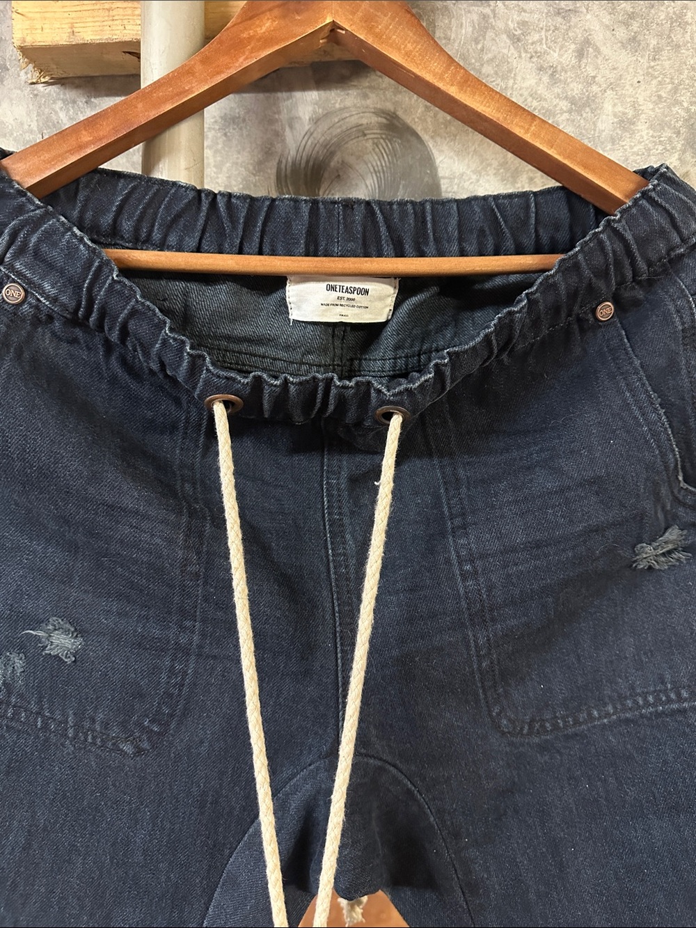 One Teaspoon Men's/Women’s Medium Black Relaxed Distressed Drawstring Jeans